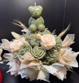 Arrangement of roses